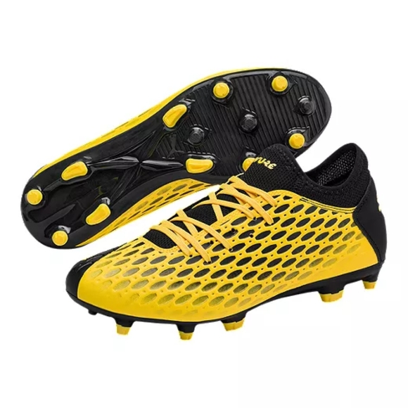 Sz 11 Men's PUMA Future 5.4 Cleats - Picture 10 of 10